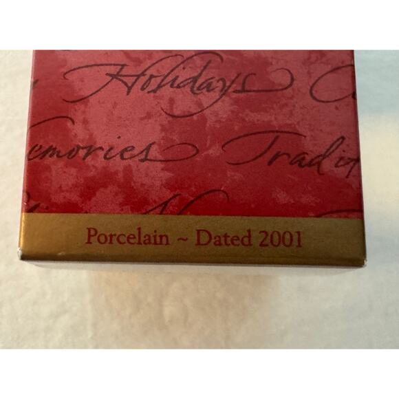 Hallmark 2001 Grandmother Keepsake Ornament - Picture 7 of 9